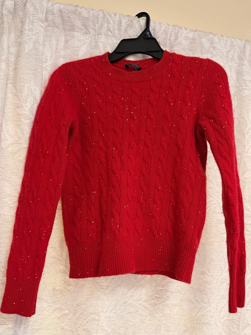 Vineyard Vines Red Cable-Knit Crewneck Sweater with Sparkle